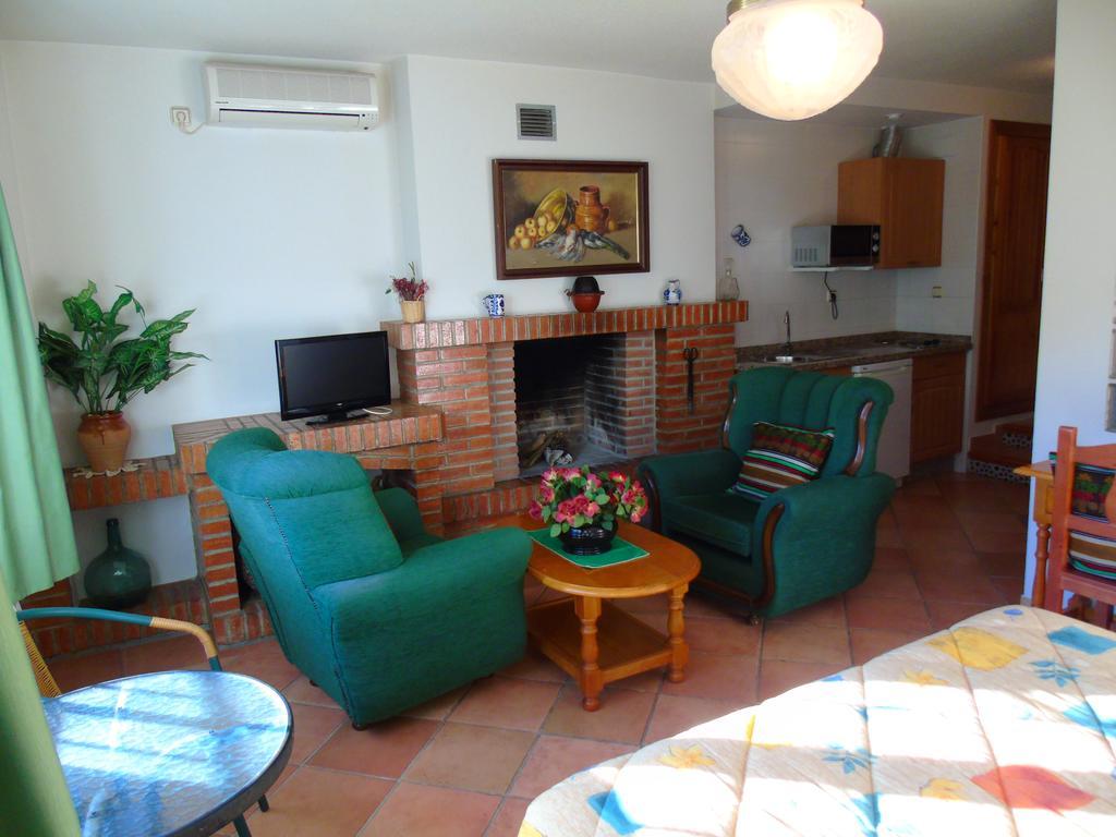 Apartamentos Turisticos Cumbres Verdes Ла-Субия Номер фото